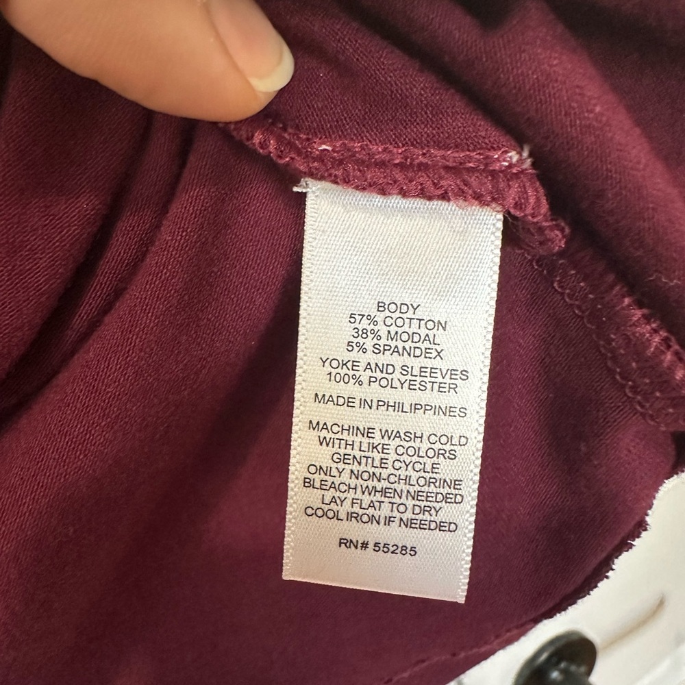 Express burgundy mesh blouse - Picture 4 of 4